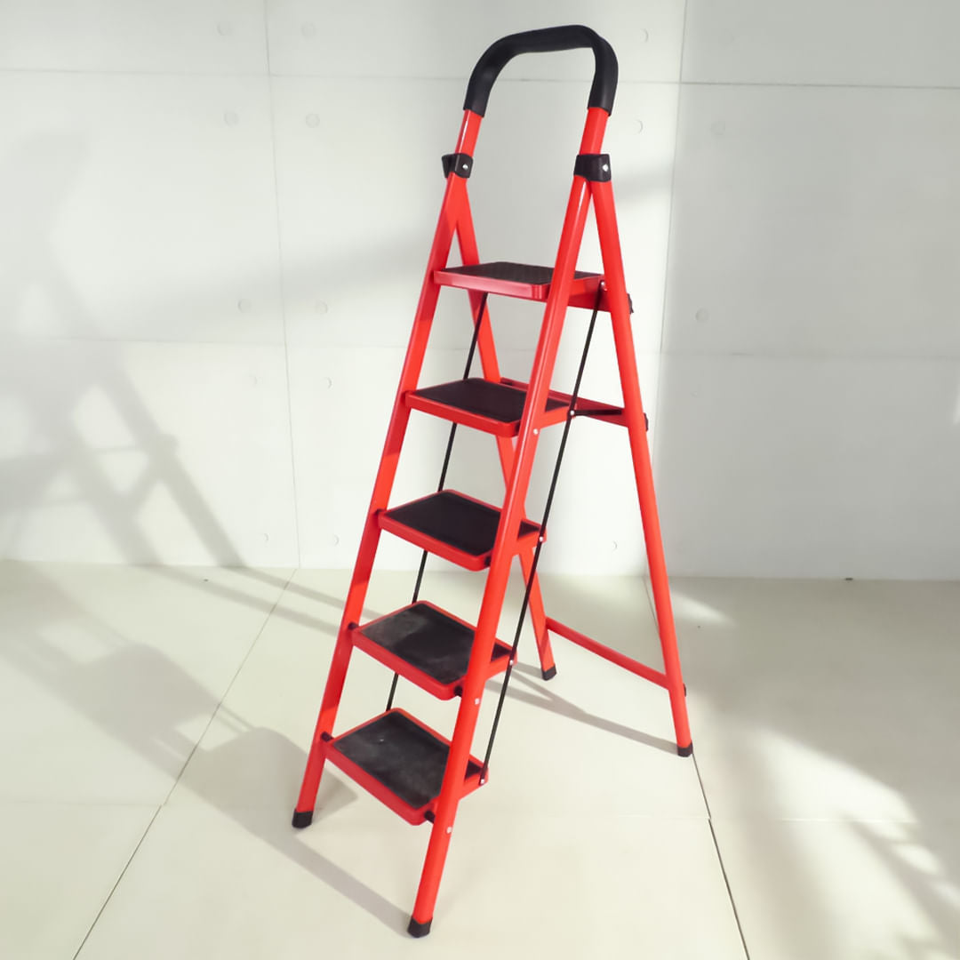 Escalera 5 Niveles Plegable Antideslizante Roja